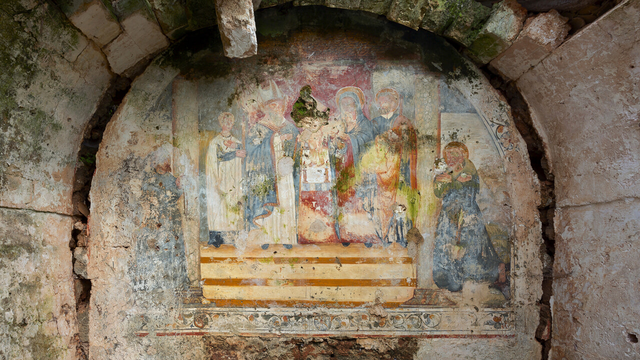 Dall’abbandono alla rinascita: partito il restauro della cappella rurale di San Felice